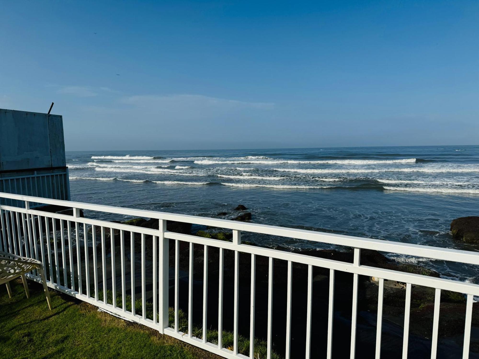Maargit Beach Resort Mandrem Exterior foto